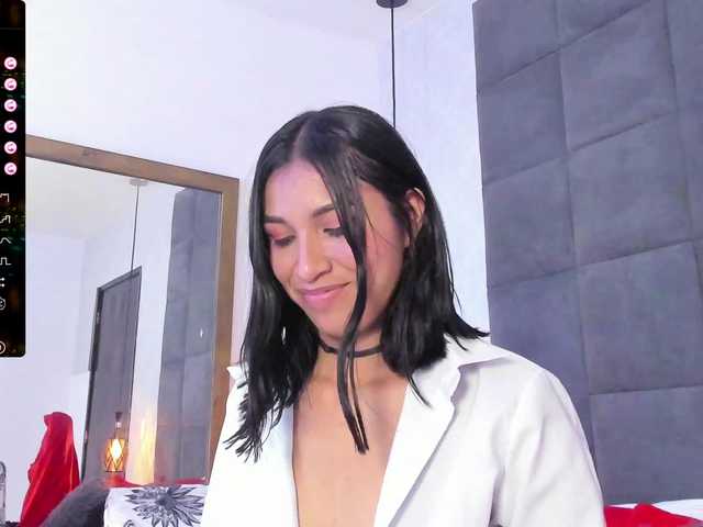 Broadcast screenshots ChloeMontes