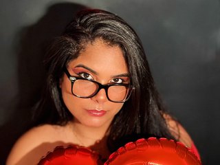 Erotic video chat CholeBroww