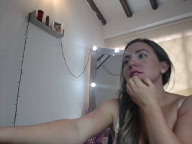 Broadcast screenshots chrisstine