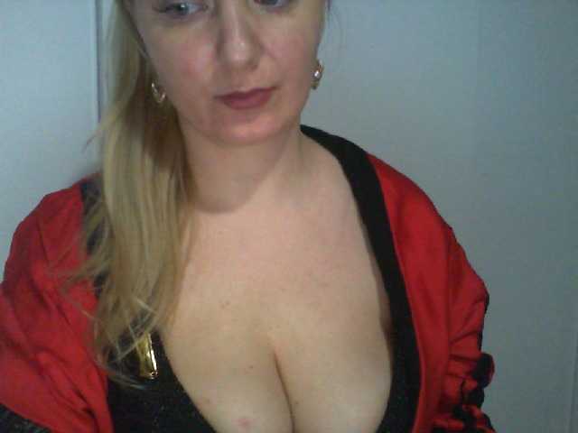 Broadcast screenshots ChristinaHotX