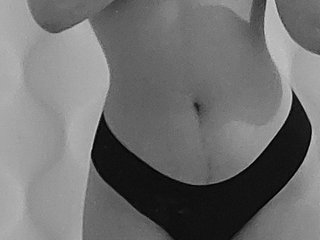 Erotic video chat ChristyWhite