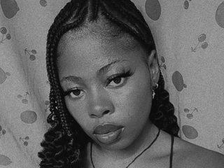 Erotic video chat Chuzzy34