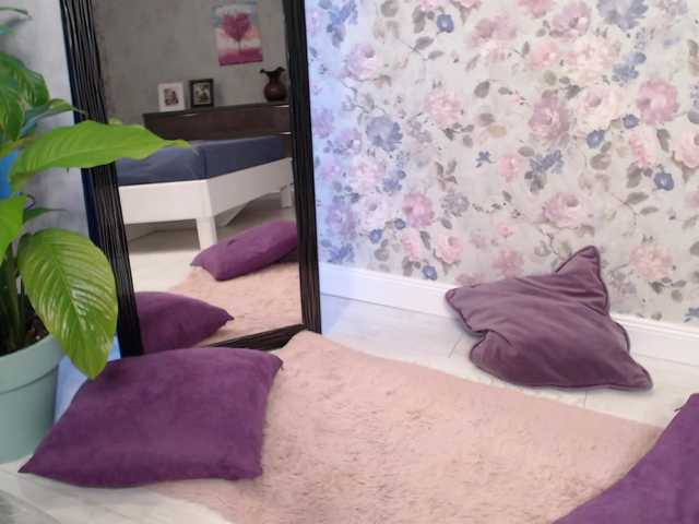 Broadcast screenshots ClaraBendover