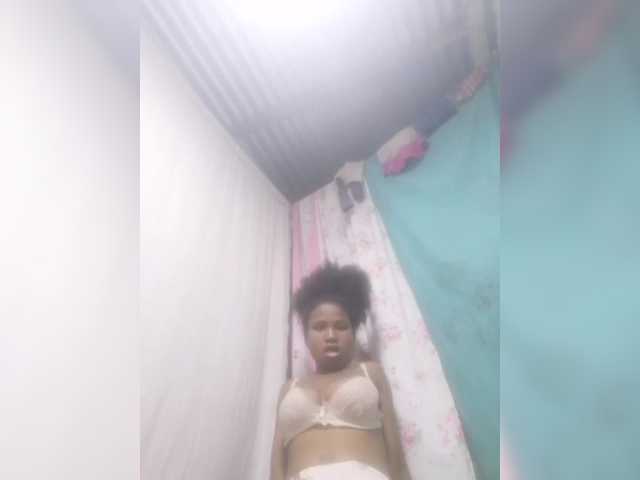 Broadcast screenshots Cynthia_sexy