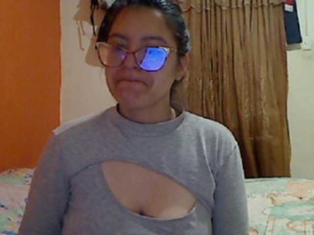 Photos cleohot latina#boobs#ass#glasses#cum#feet#lovense