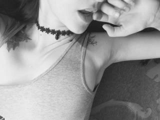 Erotic video chat cleohottie