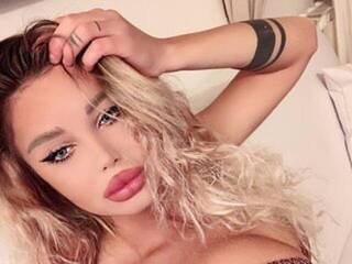 Erotic video chat clickmee