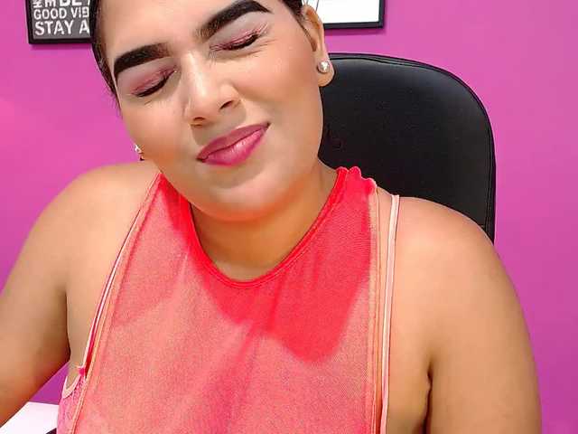 Broadcast screenshots CloeWilson