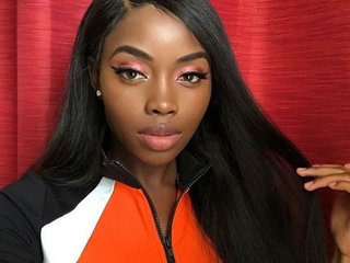 Erotic video chat Coco-Fox