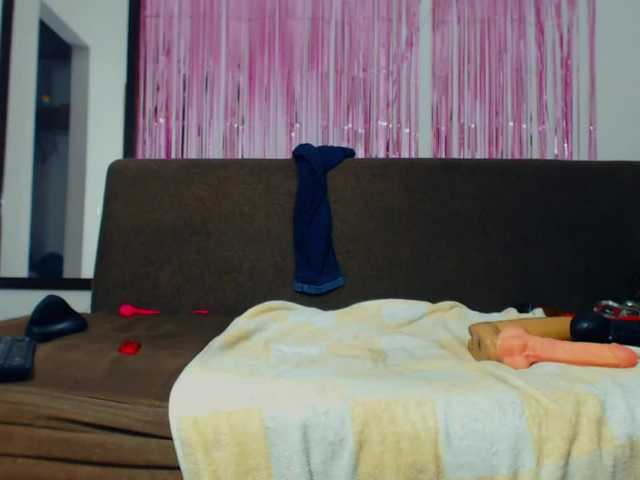 Broadcast screenshots colombia-anal