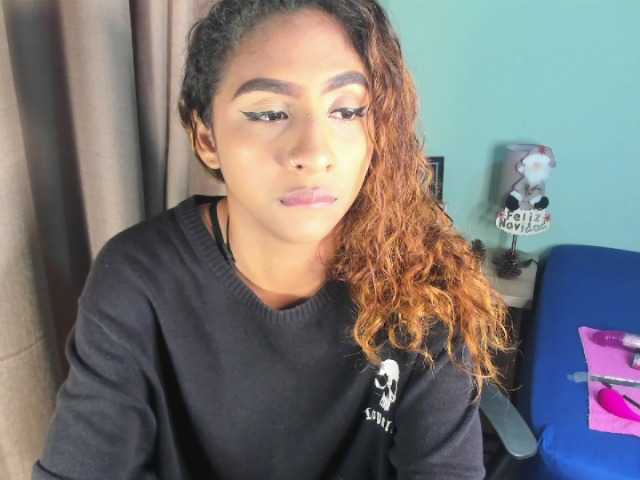 Broadcast screenshots conniehilton