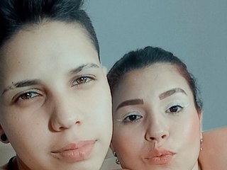 Erotic video chat couplelesbi2