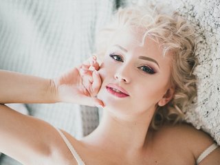 Erotic video chat CozySandra