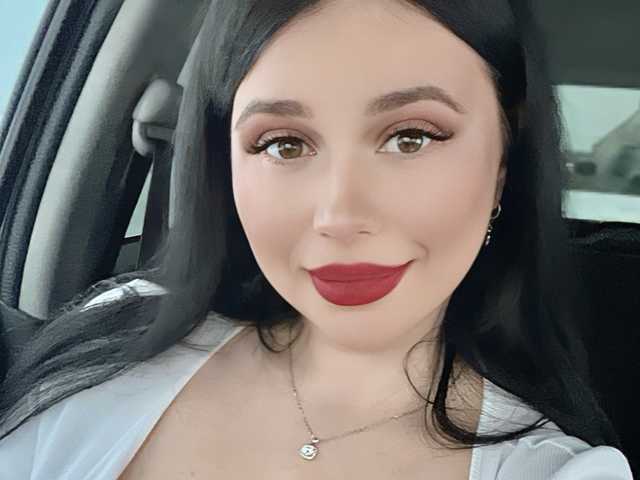Photo of the profile Happy_Doll