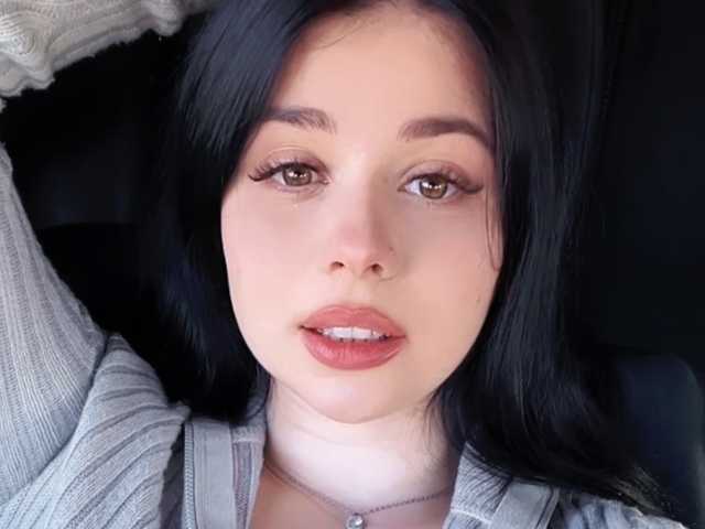 Photo of the profile Happy_Doll