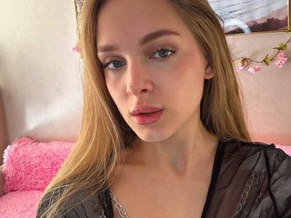 Erotic video chat CrimsonAura