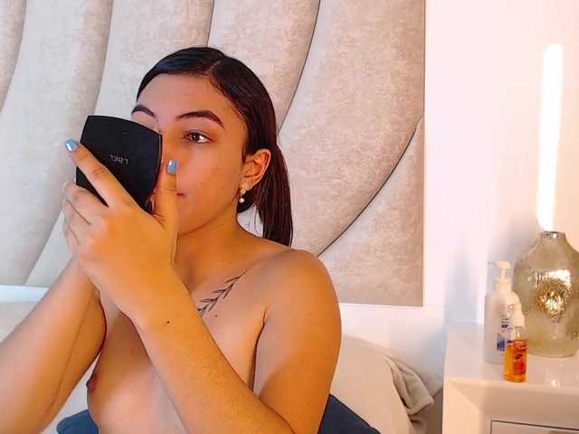 Broadcast screenshots CrisGarcia-