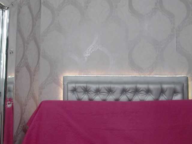 Broadcast screenshots cristal-queen