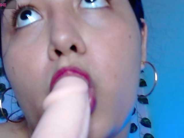 Broadcast screenshots crystablack