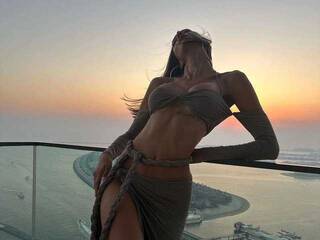 Erotic video chat Cum4Lydia