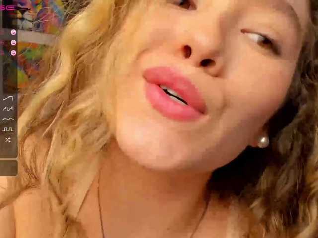 Broadcast screenshots curlygirl1