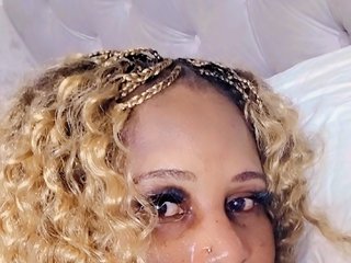 Erotic video chat Curvybae