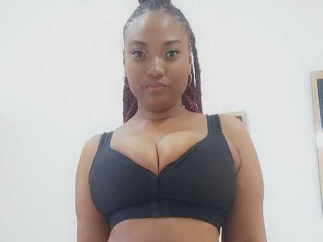 Photo of the profile curvymommyy