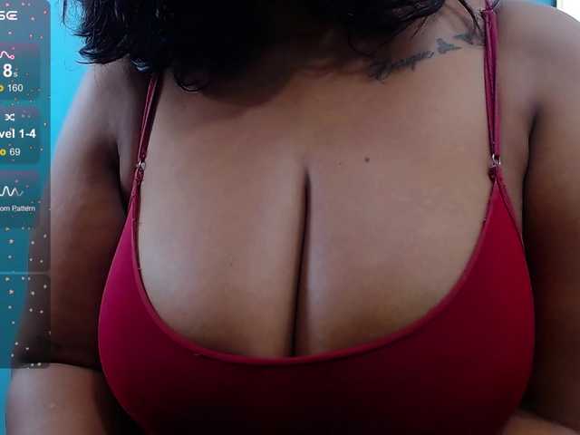 Broadcast screenshots curvymommyy
