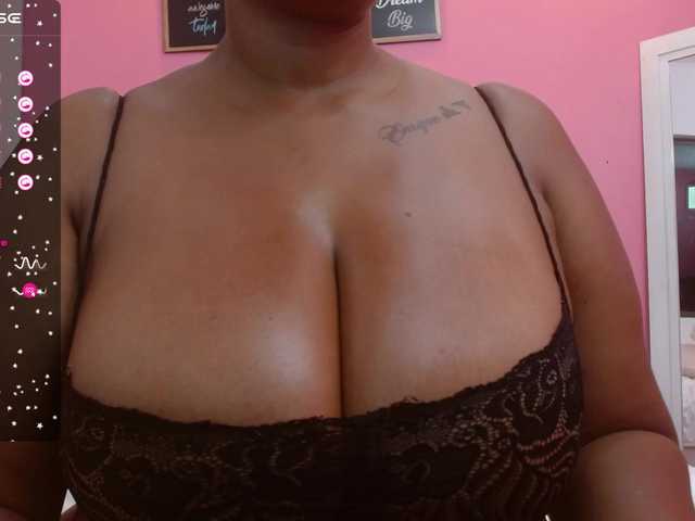 Broadcast screenshots curvymommyy