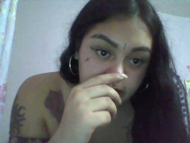 Broadcast screenshots cutebruna