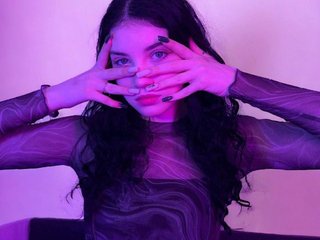 Erotic video chat CuteCurly18