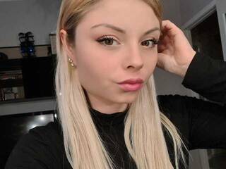 Erotic video chat cutie-murrr