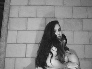 Erotic video chat daddiescumm