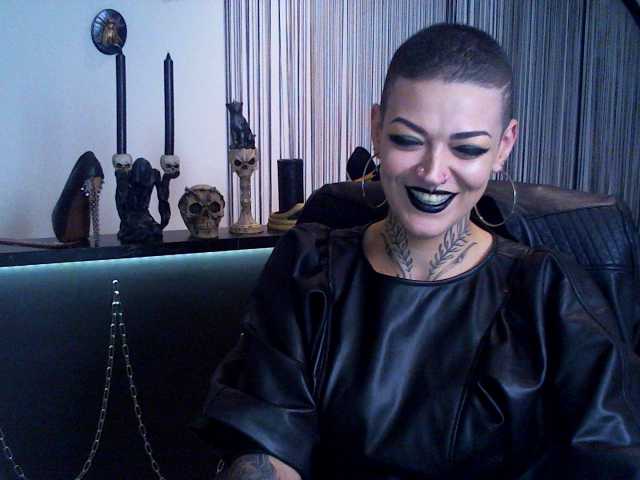 Broadcast screenshots DaemonInk