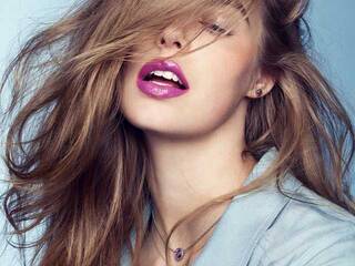 Erotic video chat DaisyHloye