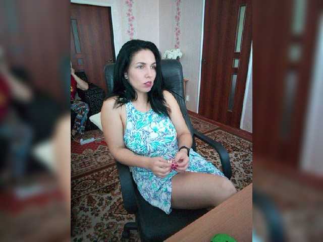 Broadcast screenshots to--the-touch