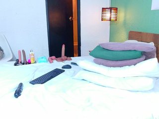 Erotic video chat DANAABROWN