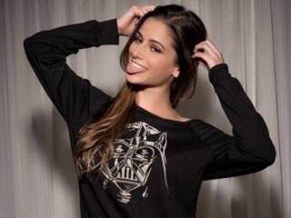 Erotic video chat LilGrlNxtDoor