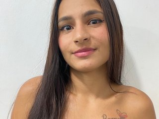 Erotic video chat Daniah-