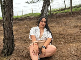 Erotic video chat Daniela-Saenz