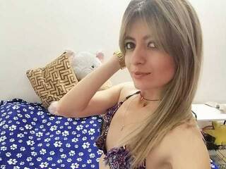 Erotic video chat DannaCollins