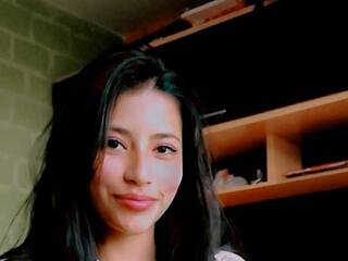 Erotic video chat danycinnamon