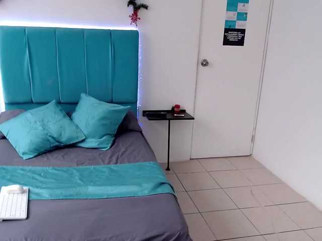 Photos Danzy20- HI GUYS WELCOME IR MY ROOM