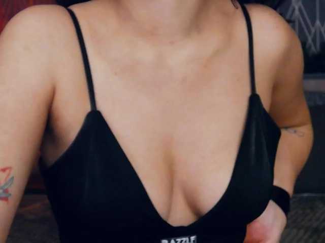 Broadcast screenshots DaphneMoss