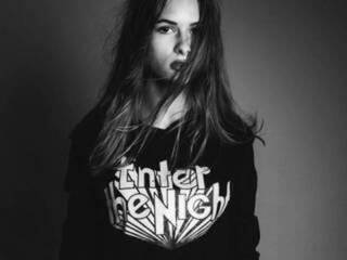 Erotic video chat darinali