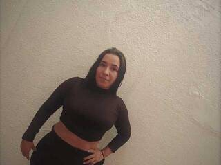 Erotic video chat DayannaMilf38