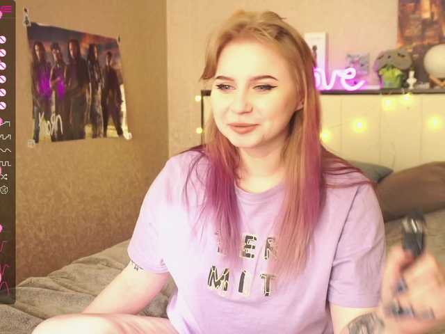 Broadcast screenshots dead-moon