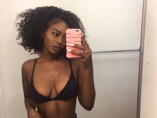 Photo of the profile DeArriLyn