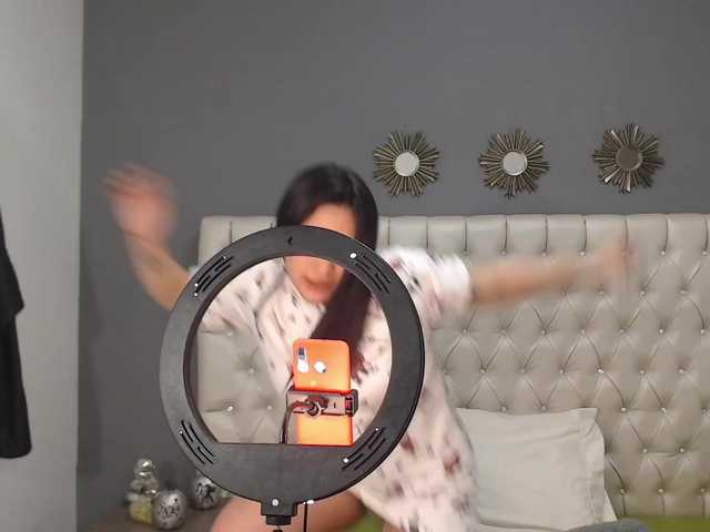 Broadcast screenshots DeboraDreams