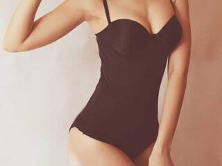 Erotic video chat Delicioustitssss